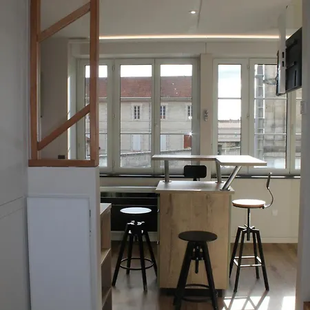 Appartement Cosy Avec Sauna - - 4 Personnes Angoulême
