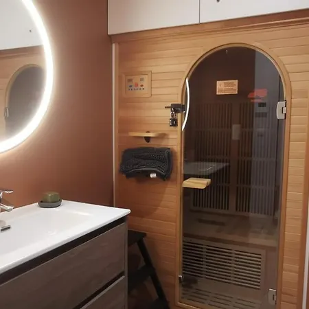 Cosy Avec Sauna - - 4 Personnes